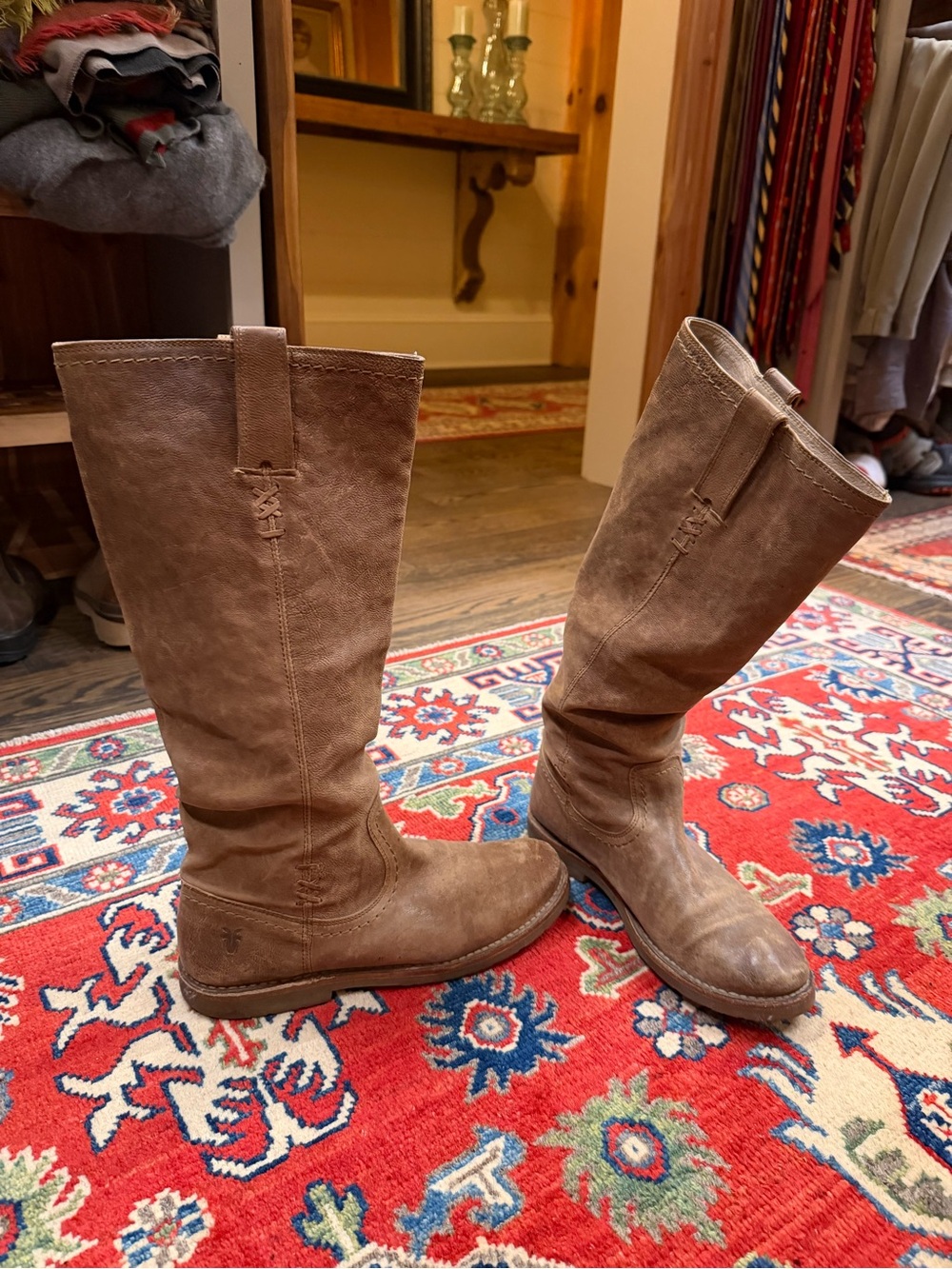 Frye Celia cross stitch Women's Tan Leather Tall knee high boots size 8.5